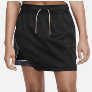 1X Jordan Women's Essential Diamond Skirt Black Gold